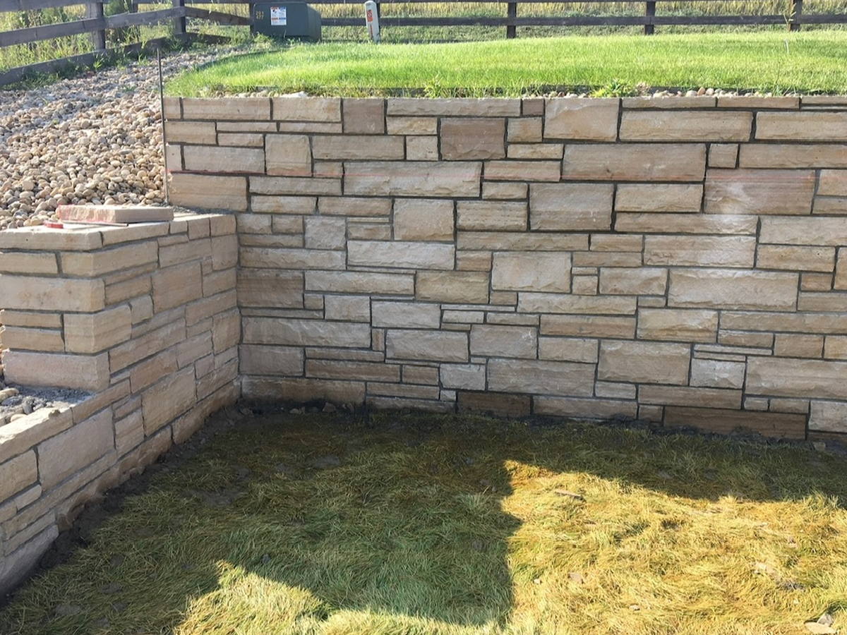 Stacked-stone retaining wall